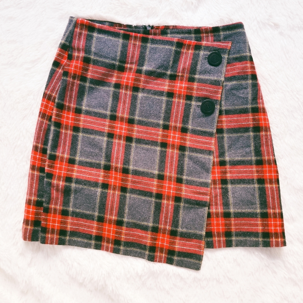 NWT H&M Plaid Skirt size 2